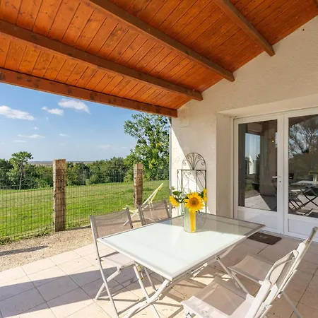 Casa de Férias Piscine Interieure *