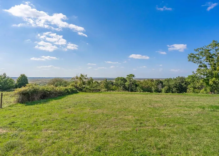 Piscine Intérieure * La-Gripperie-Saint-Symphorien